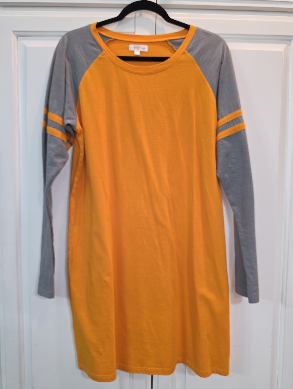 Tennessee Volunteers Stewart Simmons Raglan Dress Size Large